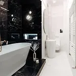 Fabulous And Fancy Center Designer Apartmán *