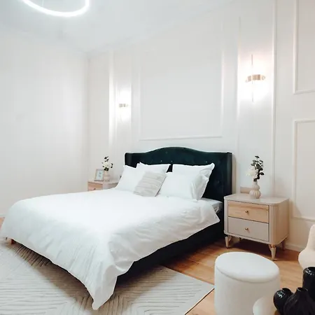 Lägenhet Fabulous And Fancy Center Designer