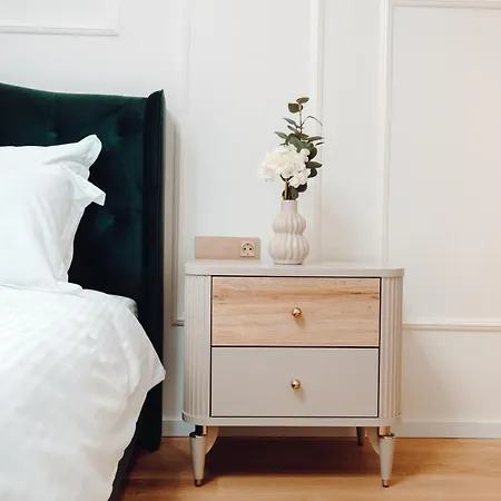 Apartment Fabulous And Fancy Center Designer