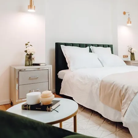 Fabulous And Fancy Center Designer