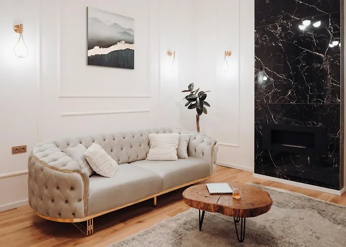 Fabulous And Fancy Center Designer * Kolozsvár