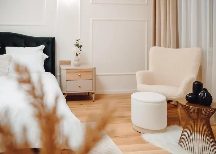 Fabulous And Fancy Center Designer Kolozsvár