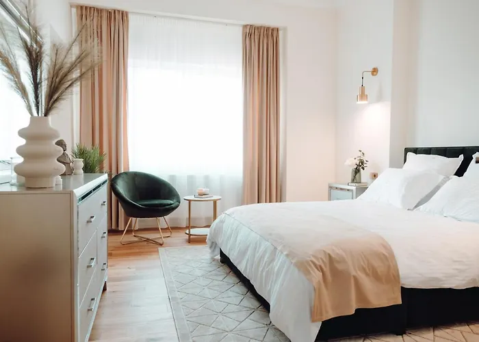 Fabulous And Fancy Center Designer Kolozsvár