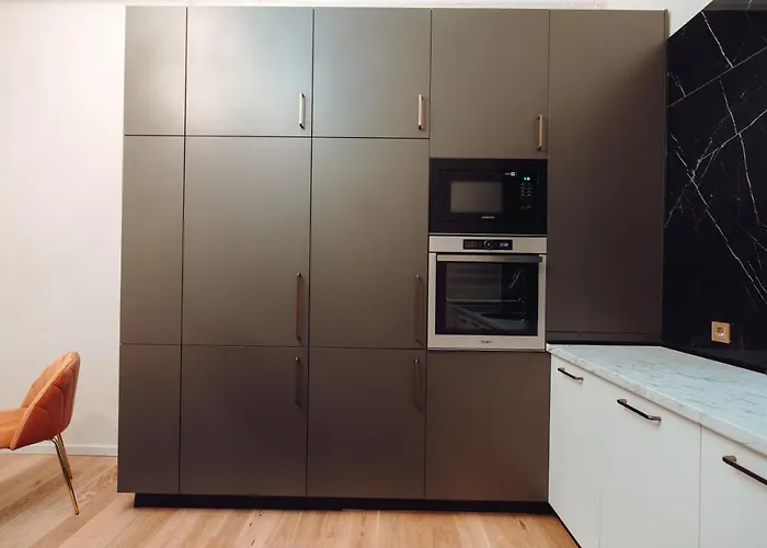 Apartman Fabulous And Fancy Center Designer